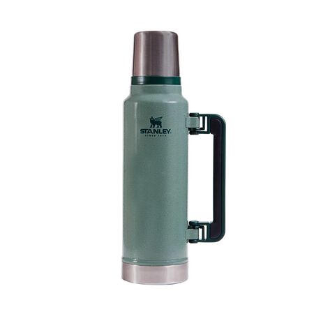 Termo Stanley Clasico Verde 1.4 Lts Con Tapon Cebador