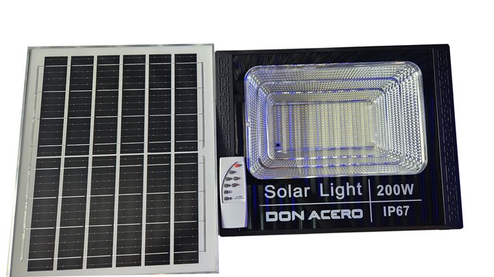 Reflector Led 200w con Panel Solar Exterior + Control Remoto DON ACERO - Vista 1