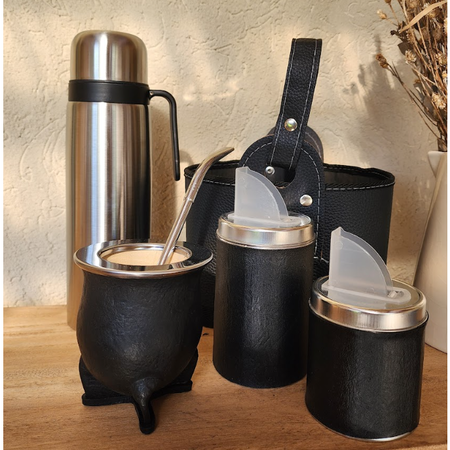 Combo matero camionero completo negro ecocuero latas