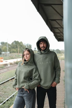 Buzo Frisa con capucha Verde