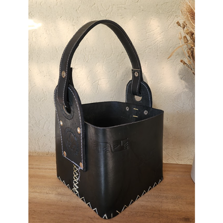 Canasta 100% cuero negro