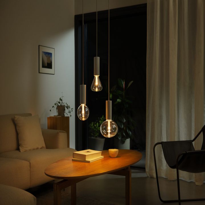 Philips Hue Lampara Inteligente Filamento Color E27 Globo Xl - Vista 6