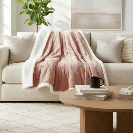 Manta frazada flannel Deluxe con corderito 2 1/2 plazas  ROSA