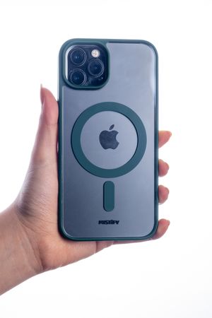 Funda Para Iphone 13 Pro Mistify Magcharge Verde (FN-MAGIP13PVE)