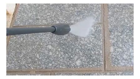 Hidrolavadora eléctrica Kärcher K2 Basic Black negra de 1200W con 11MPa de presión máxima - 50Hz/60Hz