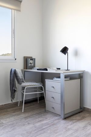 Escritorio Poli de diseño Blanco (ESCPOLP9BL)