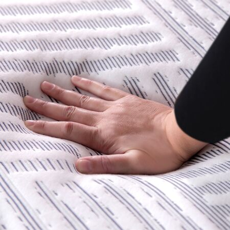 Colchon y Sommier King Koil Brighton 2 Plazas y Media 140x190cm Resortes Pocket Europillow Viscoelastico