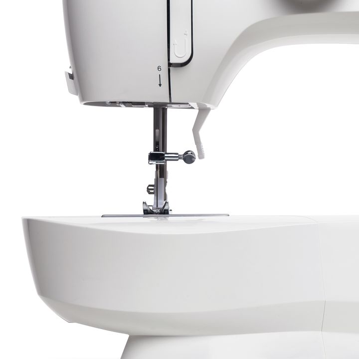 Maquina de Coser Singer M1605 - Vista 4