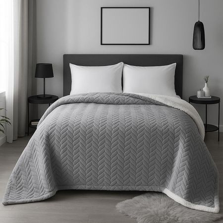 Manta Edredon Doble Jacquard con Coderito Queen Gris Super Suave