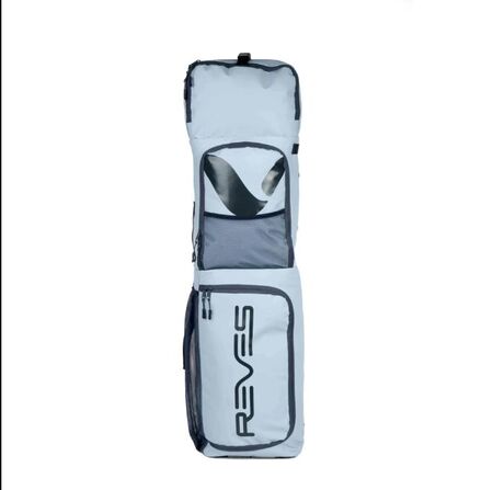 FUNDA REVES MAX PRO LIGHT BLUE 2026
