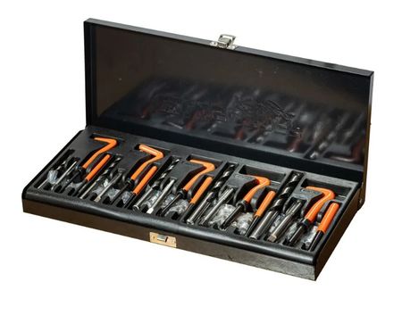 Juego De Insertos Para Roscas 131 Pzs Lusqtoff Racing L1017