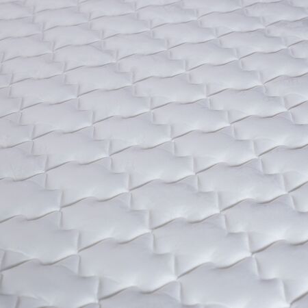 Colchon Inducol April Super Queen 160x200x24cm de Resortes Bonnell Pillow Top Blanco