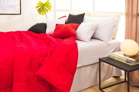 Cubrecama Casablanca Oro Liso Rojo Full