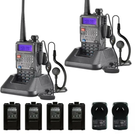 Handy Baofeng UV-5RE Kit x2 Bi-Banda 5w 128CH Hasta 10km + 4 Baterías y 2 Manos Libres