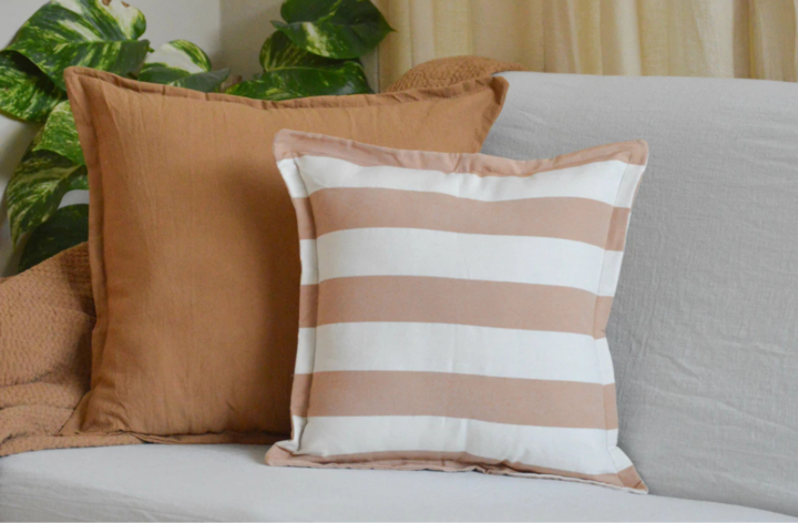 Combo 3 almohadones Tusor 40x40 Color Beige y natural - Vista 4