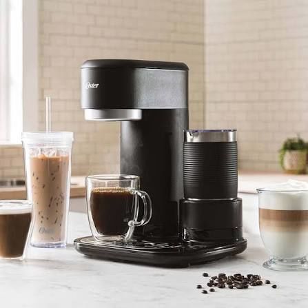 CAFETERA OSTER BVSTDC02B 4 En 1 Con Espumador