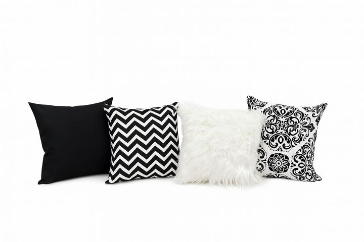Set de 4 almohadones decorativos NEGRO con 1 pelo largo N1 - Vista 1
