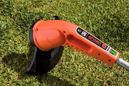 Bordeadora Eléctrica Tramontina AP1000T con Diámetro de Corte de 280 mm 1000 W 220 V