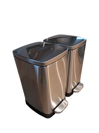 Cesto de Basura con Pedal Ezego Acero Inox 40L RM252