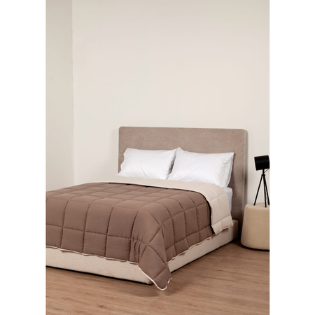 Acolchado liviano reverisble 2 plazas y media Beige