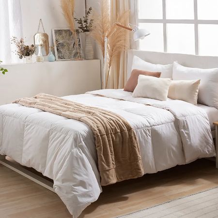 Acolchado Pluma Oro Casablanca Queen Size Blanco