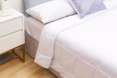 Cubrecama Casablanca Oro Liso Blanco Full