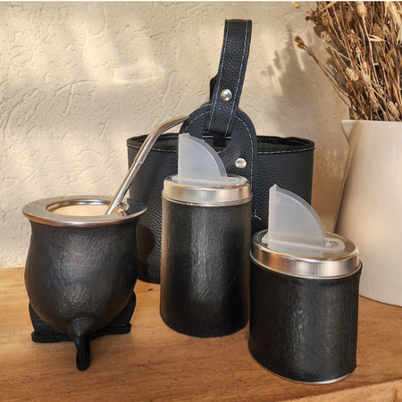 Combo matero camionero negro ecocuero latas