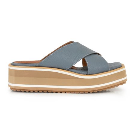 CHINELA MAUDE CELESTE