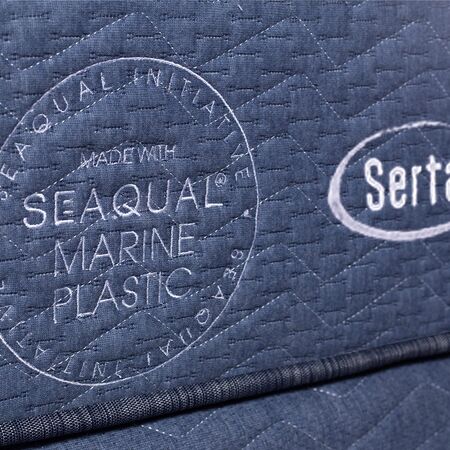 Colchon Serta Luisiana 1 Plaza y Media 100x190x28cm De Resortes Pocket Con Espuma Suave