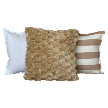 Pack X 3 Almohadones Tusor 40x40 y Peludo 45x45 Nordico cama