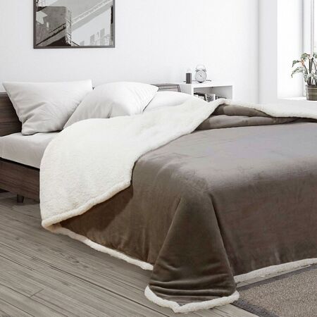 EDREDON FLANNEL CON CORDERITO KING