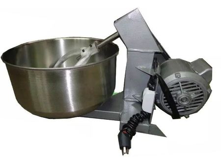 Amasadora 20 Kg   De Mesa Reforzada Martino Motor 1/2 Hp
