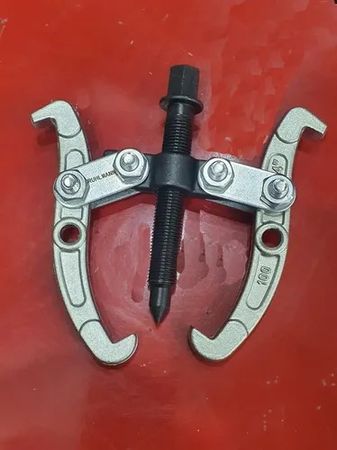 Extractor Ruhlmann de 2 Patas Económico 4 Pulgadas