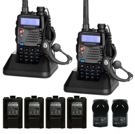 Handy Baofeng UV-5RA Kit x2 Bi-Banda 5w 128CH Hasta 10km + 4 Baterías y 2 Manos Libres