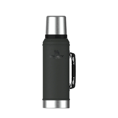 TERMO STANLEY 950 ML CON MANIJA Y TAPON CEBADOR (C:NEGRO 2.0)