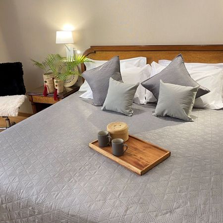 Cubrecama Quilt Brescia King Size Urban Gris