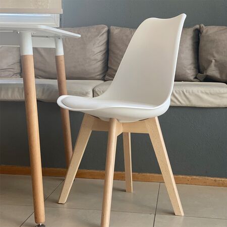 SILLA DE DISEÑO TULIP BLANCA CON ALMOHADON