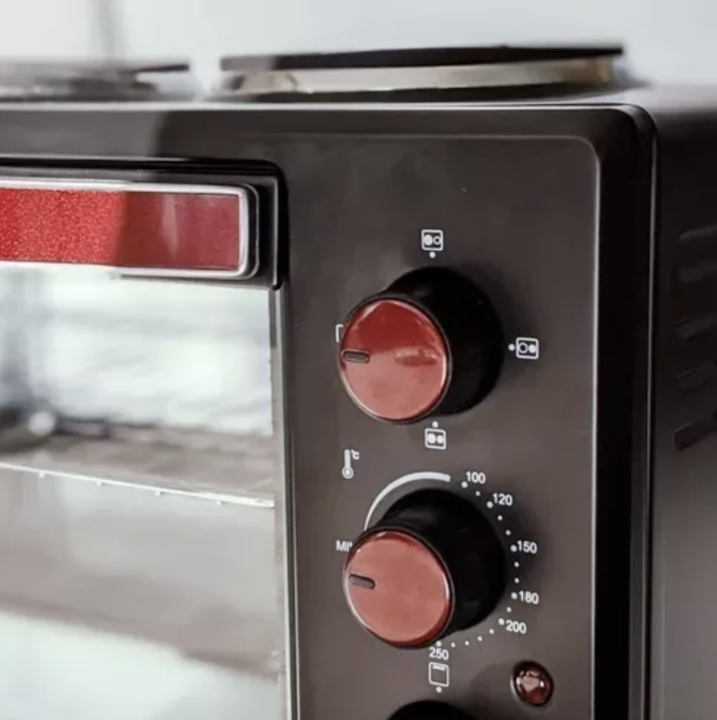 Horno Electrico Con Doble Anafe GLDH92 acero inoxidable y rojo 42 litros 1600 W - Vista 3