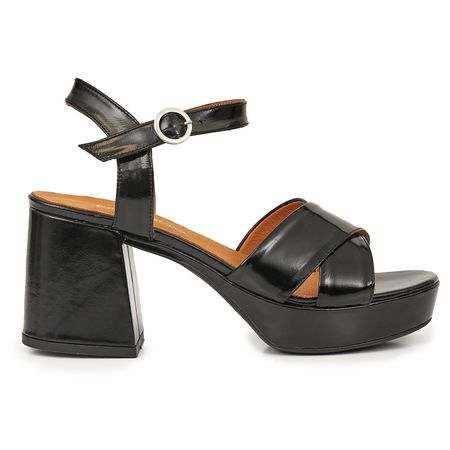 SANDALIA BATO NEGRA CHAROL