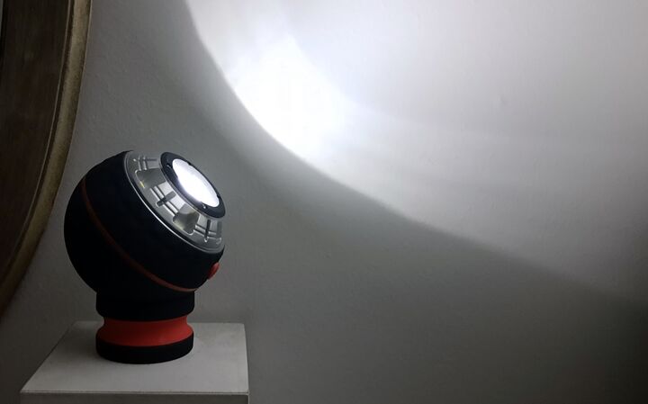Linterna Multifuncion 360 Grados 250Lm 7 Luces Led - Vista 2