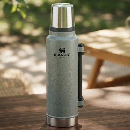 Termo Stanley 1.4 Lts Con Asas Asa Plegable Tapon Cebador Gris