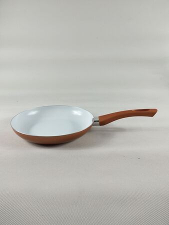 Sarten De 24 Cm Cobre Y Blanco