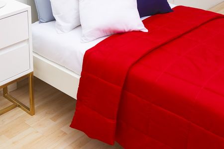 Cubrecama Casablanca Oro Liso Rojo Twin