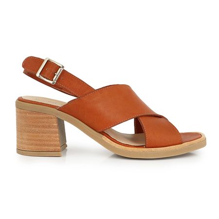 SANDALIA NESSA SUELA