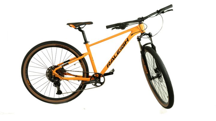 Bicicleta Raleigh Mojave 5.5 / Talle: 17"/M _ Naranja/Negro _Cuadro de Aluminio/11Vel Shimano/MonoPlato/Rodado 29_ Línea 2026 - Vista 1
