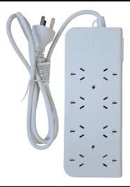 Regleta de 8 Tomas con Térmica Inteck Blanco Cable 1,5 Metros