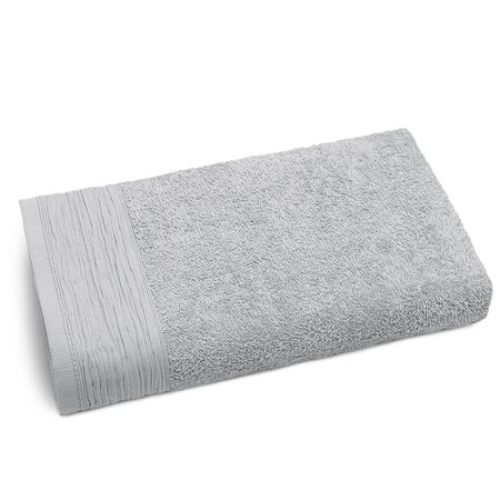 Toallón Felpado Everest 70 x 140 color Plata Espácity