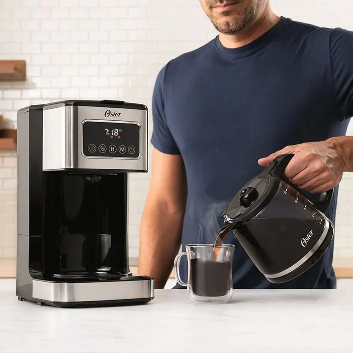 Cafetera de Filtro Digital Oster BVSTDC4403-054 Negro - Vista 2